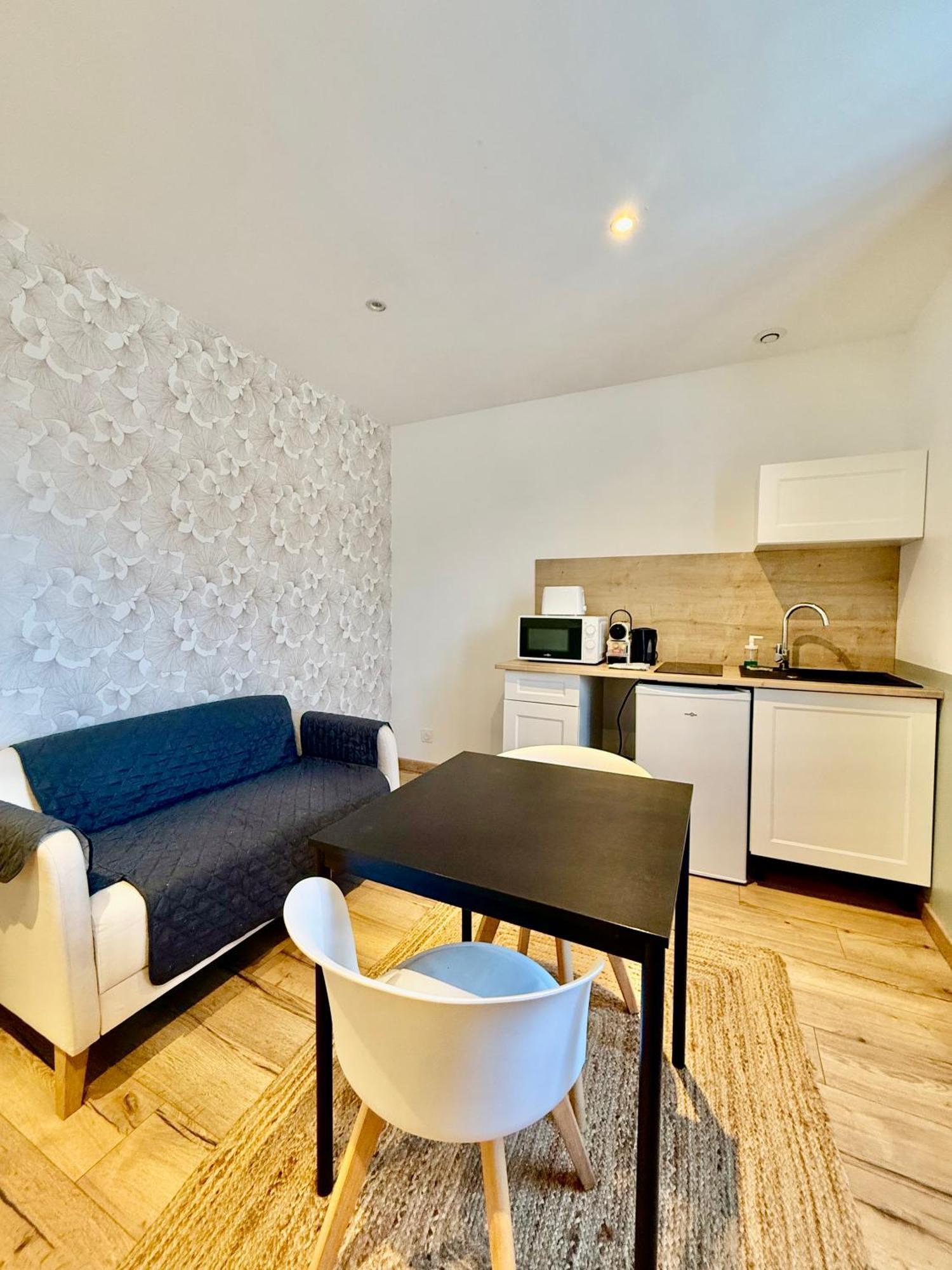 Limoges Sud-Lescinqsuites-L'Eden - Dabnb Kültér fotó